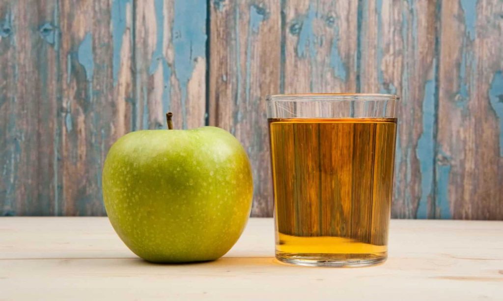 Apple Cider Vinegar and Apple Cider