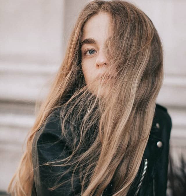 How You Can Save Your Hair From Breaking: Causes, Preventions and Treatments